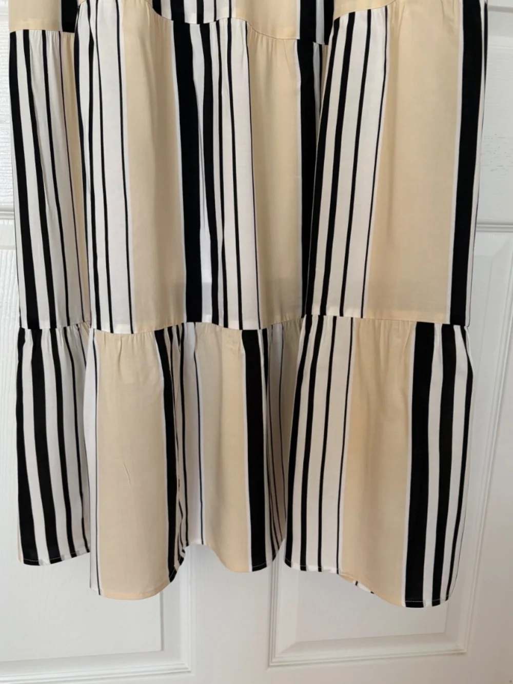 Lane Bryant Sz 18 Butter Yellow, Black and White Stripe Flowy Maxi Dress - Picture 4 of 16